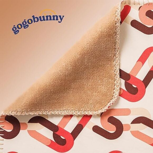 Waterproof & Soft Fluffy Premium Flannel Reversible Throw Dog Blankets Washable - Picture 2 of 6